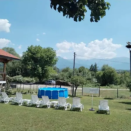 Ваканционна къща дървената къща *